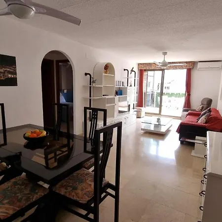 Atico Con Terraza Y 2 En Casco Antiguo *